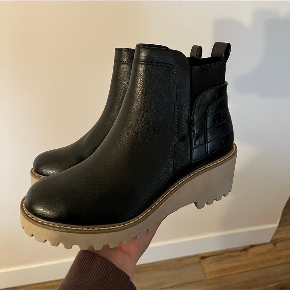 DV boots